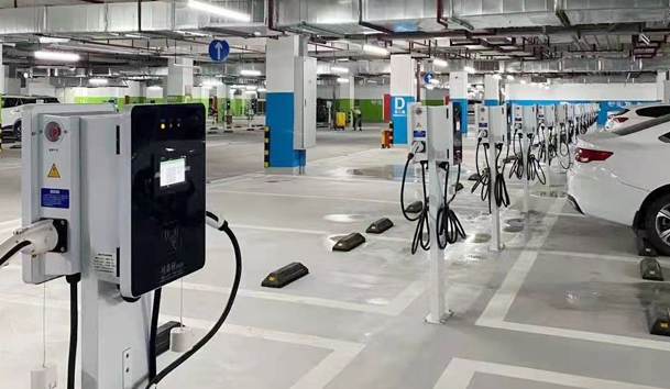 深圳勤誠達(dá)正大城地下停車場-1.jpg