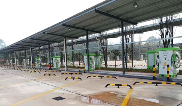 湖南芙蓉南路充電站120KW+240KW雙槍直流充電樁項(xiàng)目案例